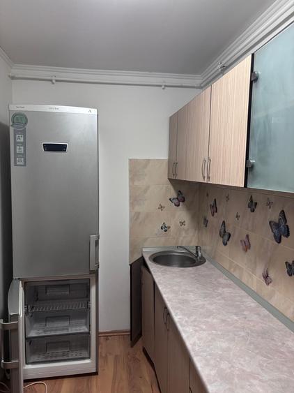 Garsonieră decomandată în Central