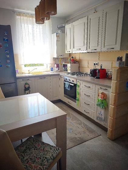 Apartament cu 2 camere decomandat în Florești
