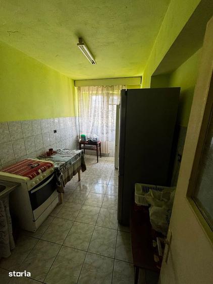 Apartament cu 2 camere decomandat în Capitol