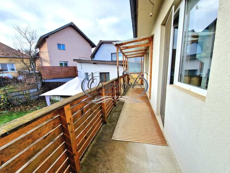 Apartament la casa cu parcare in Someseni - 12