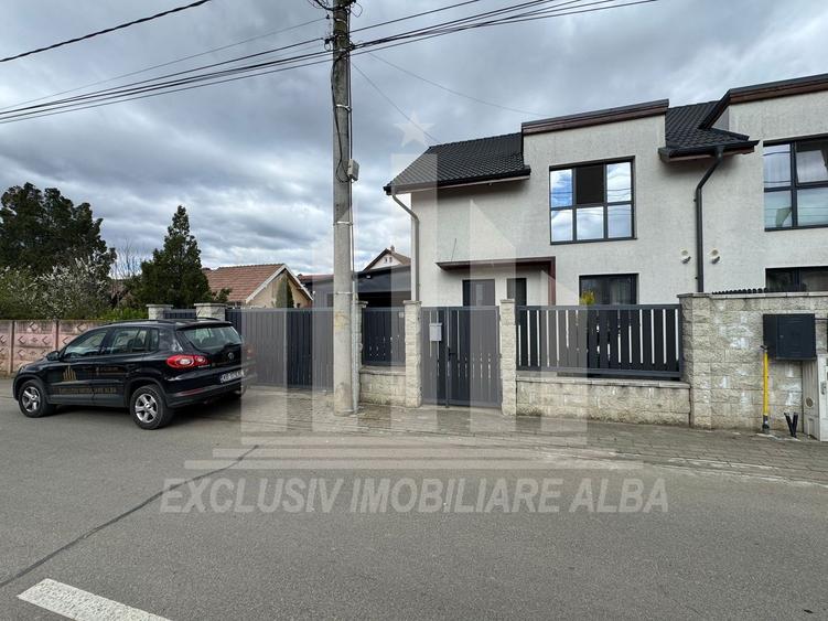 Duplex cu 3 camere cu Canalizare în Bărăbanț