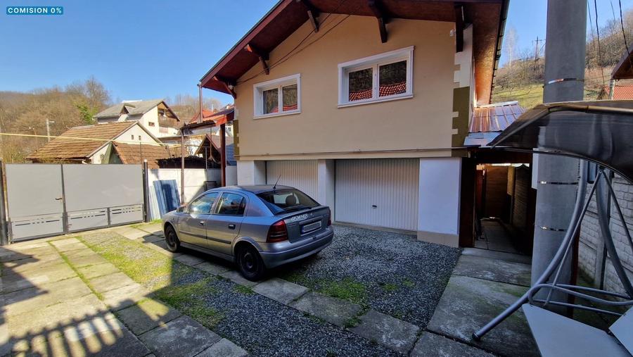 Casă cochetă cu 2 garaje și grădină | Valea Roșie, Baia Mare Comision0 - 1