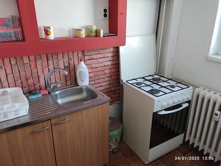 Vand garsoniera zona Auchan Sector 3 - 2