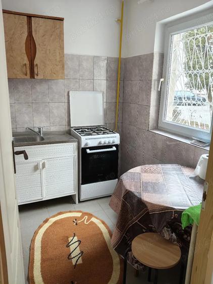 Inchiriez garsoniera parter Basarab (la fantana) - 1