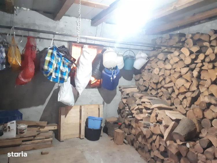 Casa Hanu Conachi,3 camere,centrala pe lemne 80 000 euro neg - 10