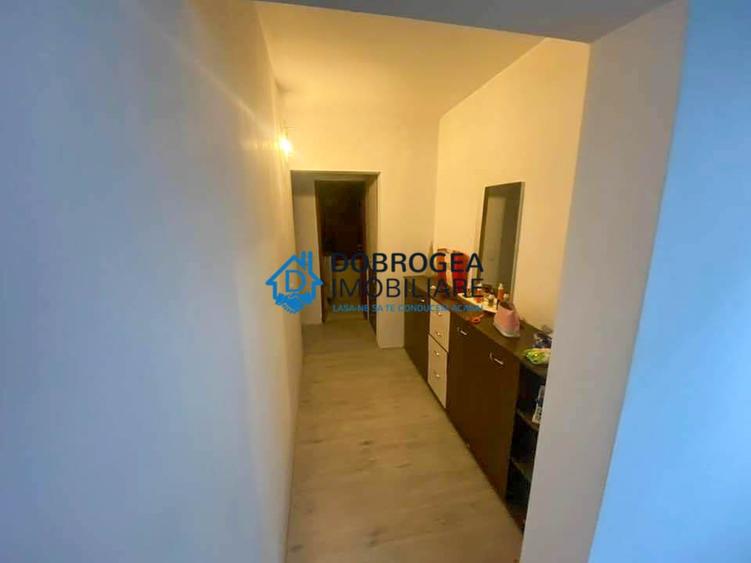 Strada Pacii- 3 camere, et 2 - 4