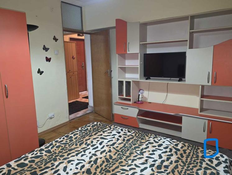 IEFTIN - Apartament cu doua camere spatios in Fratii Golesti - 1