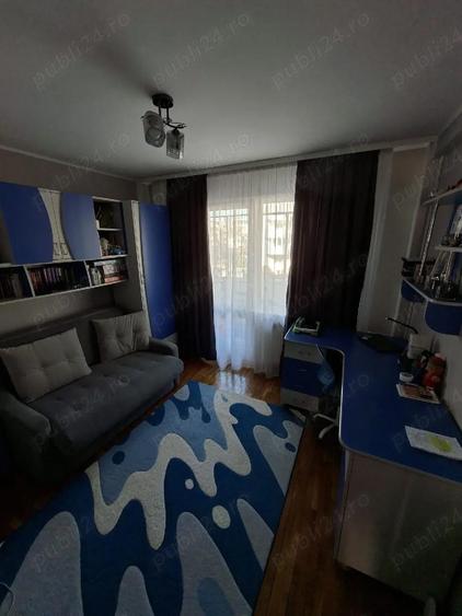Vand apartament cu 3 camere in Tudor,strada Livezeni. - 8