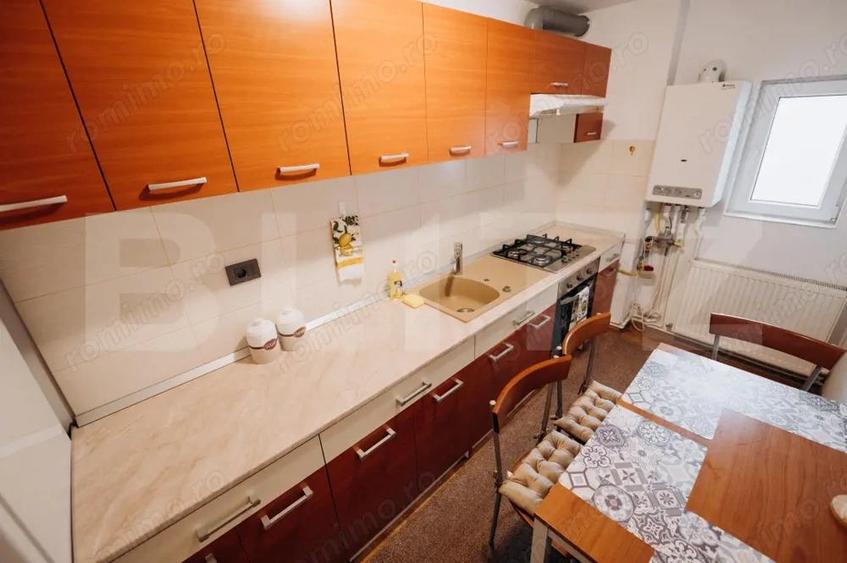 Oportunitate rara Garsoniera moderna cu parcare ?i curte | Podu Ro? Granit - 8