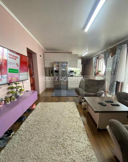 Apartament cu vedere panoramica spre ora? Subcetate ??