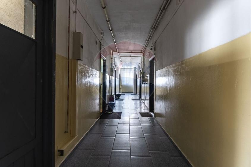 GARSONIERĂ TIP CAMERĂ DE CĂMIN| TRACTORUL| 21 MP | MOBILATĂ | BOXĂ - 6