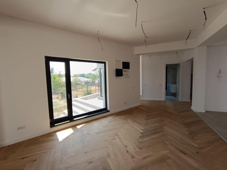 Complex imobiliar 30 vile Laguna Albastra - 28