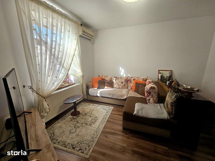 Casa vanzare 6 camere ,cu 629 mp teren zona PARCUL DE SOFT - 7