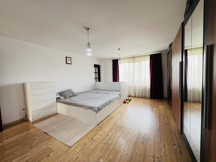 Vila 5 Camere || Caciulati  - Sat || Toate utilitatile - 7