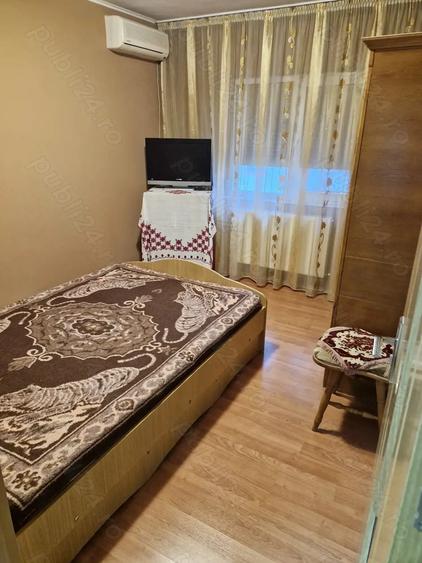 Apartament 3 CAMERE de vanzare Mioveni PROPRIETAR - 4