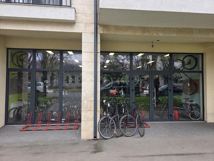 Inchiriez spatiu comercial ultracentral 135mp - 4