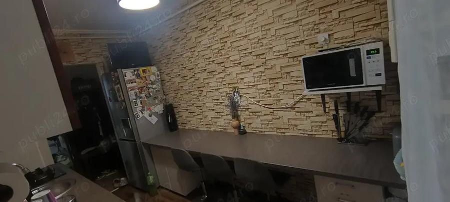 Vand apartament cu 3 camere - 9