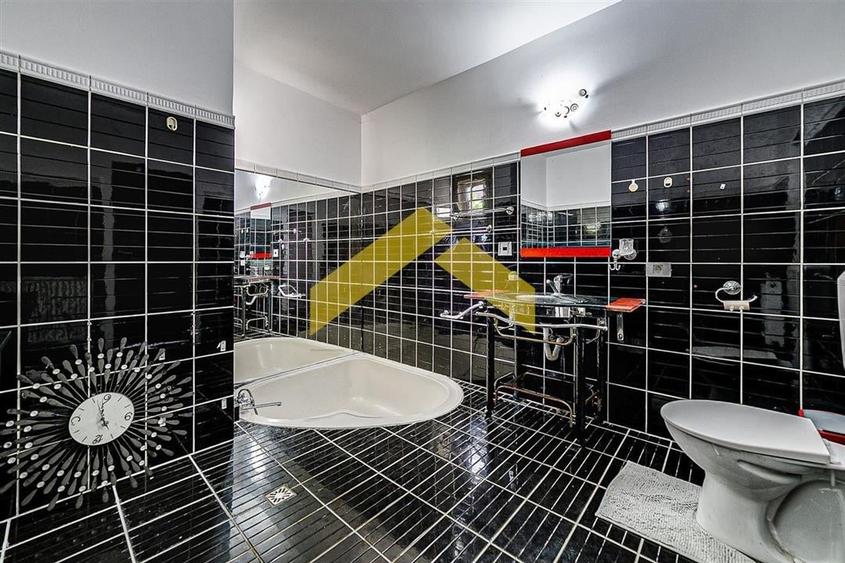 Casa de vanzare in zona centrala str. Mihai Eminescu - 6