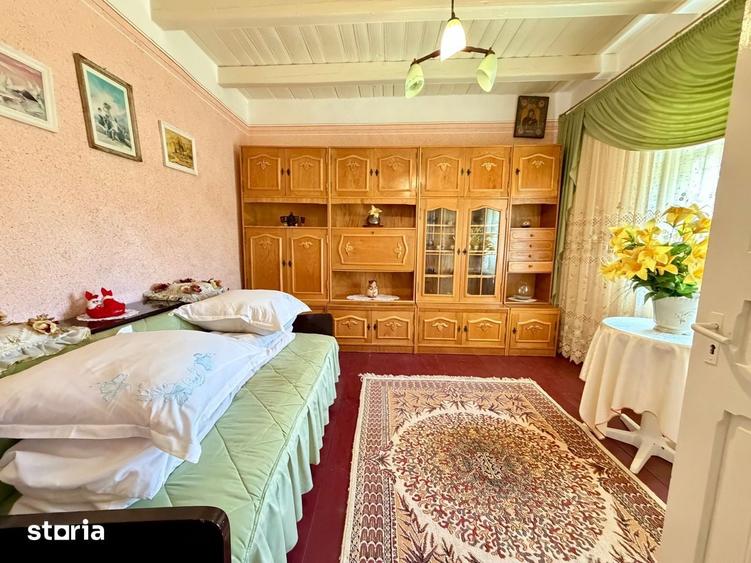 Casa de vanzare, 1700 mp teren, mobilata ?i utilata, 25 km de Bacau - 1