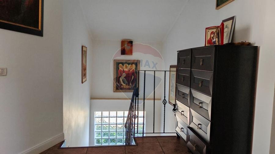 Casă / Vilă cu 5 camere de vânzare în zona Pipera - 35