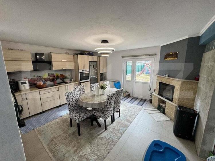 Apartament la casa, 3 camere, 82 mp, curte comuna, zona Valea Ghinzii - 1