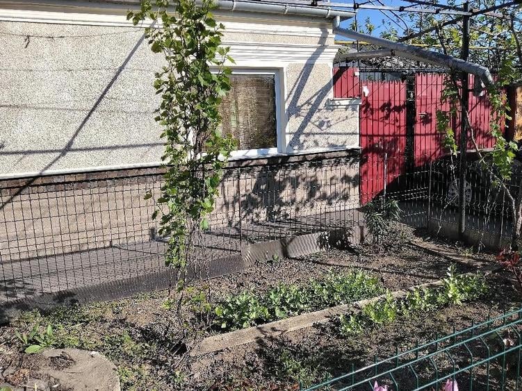 casa utilizabila cu 5 camere, 2 bai, 2 bucatarii la 80000 euro - 3