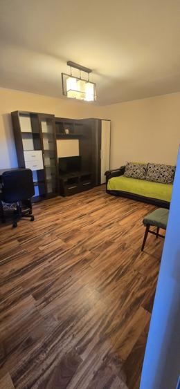 Casa renovata total in 2 studiouri separate cu curte - 7