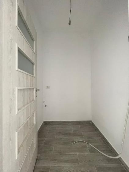 Duplex cu 4 camere cu Canalizare în Giroc