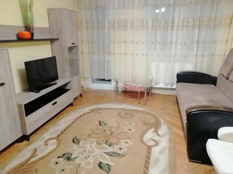Inchiriez ap 2 camere, ultracentral, Suceava (langa Liceul Petru Rares, la 5 min USV) Inchiriez ap 2 camere, ultracentral, Suceava (langa Liceul Petru Rares, la 5 min USV)