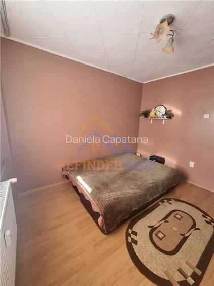 Vanzare apartament 3 camere zona Uverturi - Militari