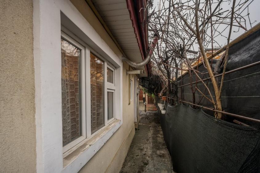 CAROL - REGINA MARIA, CASA 63 MP! - 11