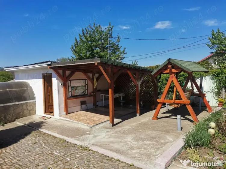 Teren de vanzare cu bucatarie si magazii 1128mp - 1