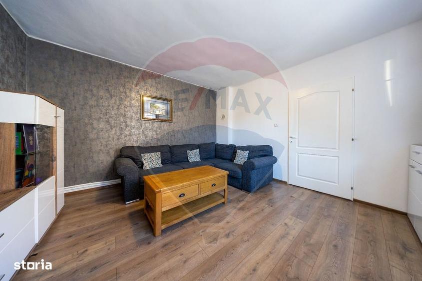 Casa la pret de apartament. - 1