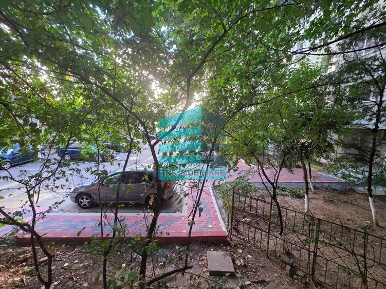 Apartament 3 Camere, Centrala Proprie, Mihai Bravu-Dristor,5 min Metrou - 10