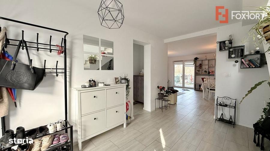 Duplex de vanzare in Sacalaz, 4 camere + 2 bai si toate utilitatile - 4