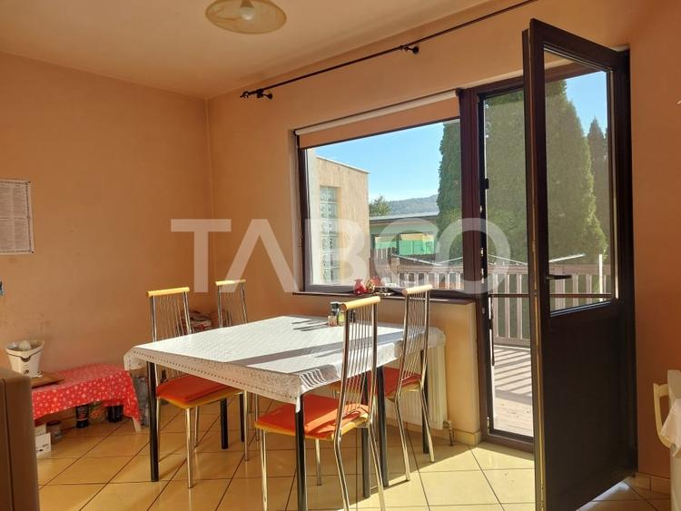 Casa 200 mpu 4 camere curte si gradina zona linistita Talmaciu - 6