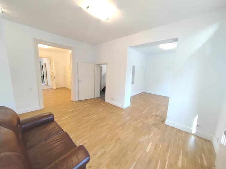 Floreasca vila 7 camere renovata - 1