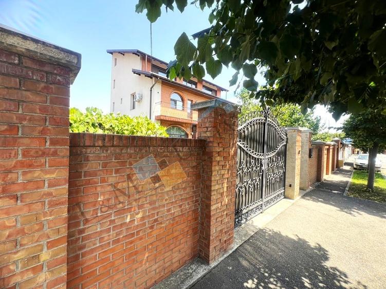 VOLUNTARI CENTRU- BCR, Vila Stil Brancovenesc, SPATIOASA, SOLIDA,Teren 400MP - 1