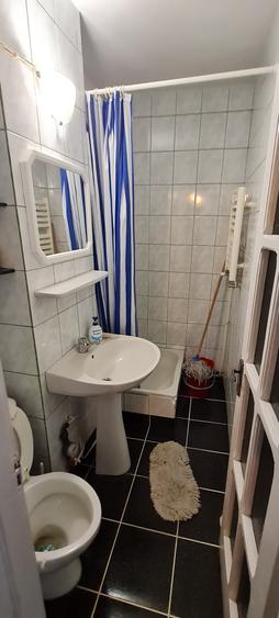 Inchiriez apartament 4 camere - 3