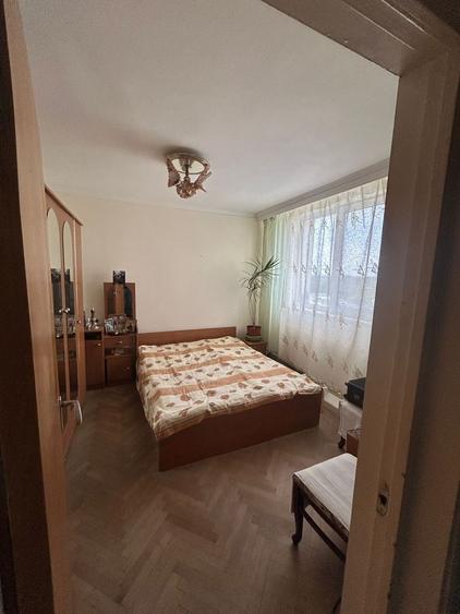Apartament de vanzare - 5