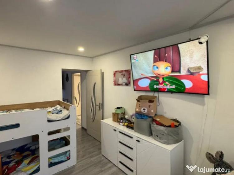 Apartament 49 mp, etaj 3/3, incalzire pardoseala, AC, Baia S - 14