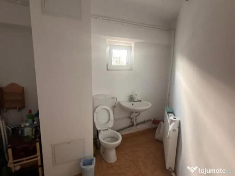 Spatiu Comercial D+P+1, situat in zona Centrala - 3