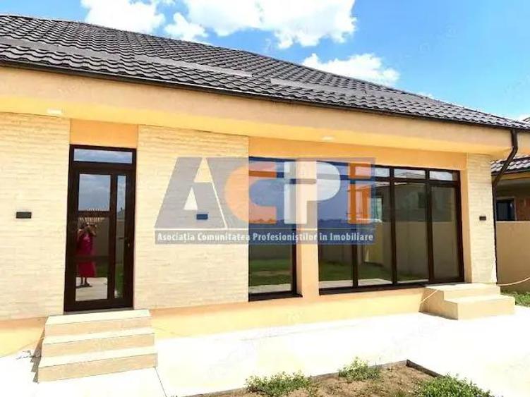 Casa individuala Comision 0% Pompa de caldura incalzire in pardoseala - 1