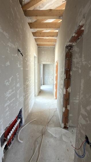 Casa la cheie pe un singur nivel 4 camere + 300mp teren Bavaria Stadt - 12