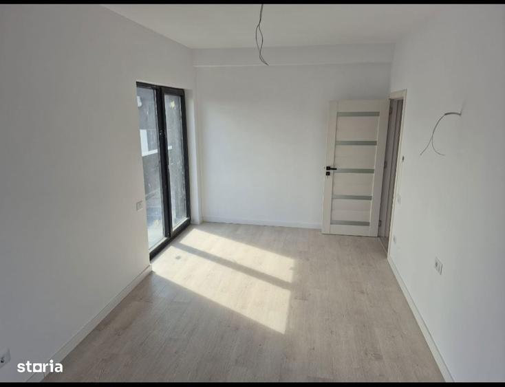 3 Camere zona Ostroveni - 5