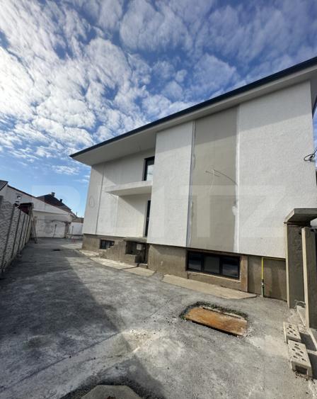 Casa 9 camere, 330 mp, 400 mp teren, zona Semicentrala - 12