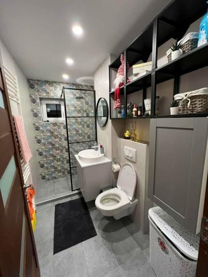 Apartament 2 camere-renovat-Podu Ros-etaj 2-bloc fara risc - 4