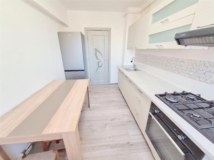 Apartament 2 decomandate, 2 balcoane, Renovat, zona Narcisa - 2