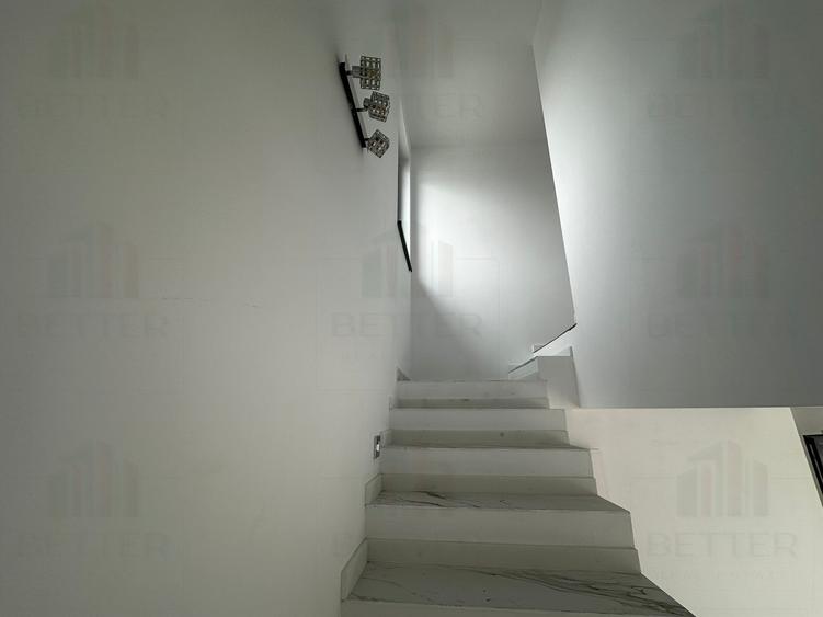 Casă de vânzare – P+1 - 4 camere - teren 300 mp - 7