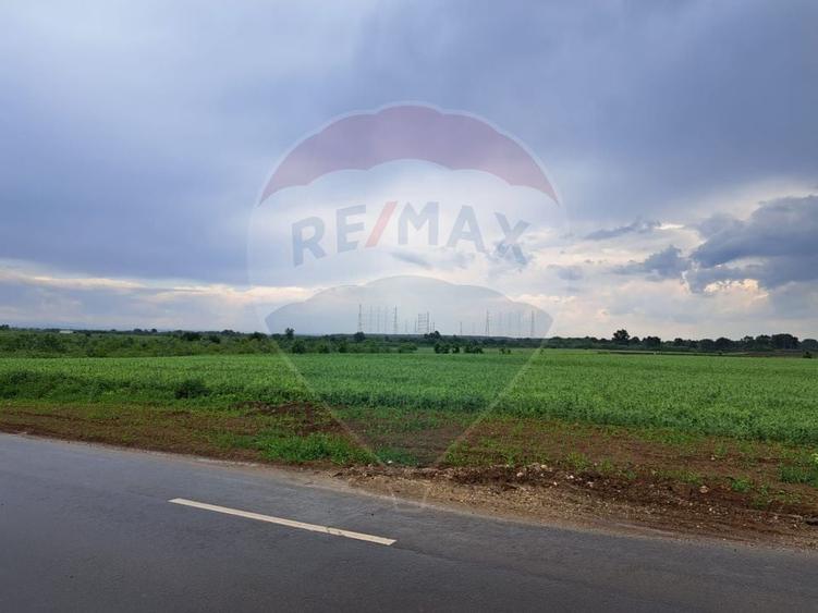 Teren Ciolpani 15.000 mp oportunitate posibilitate lotizare 5000 mp - 6